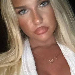 Snapchat – Danielle - Page 3 image 43