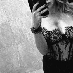 OnlyFans – Aline Torres Hotwife image 6