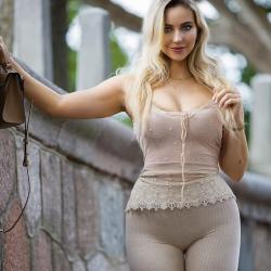 neringa križiūtė nude