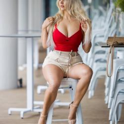 neringa križiūtė nude