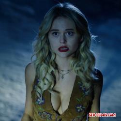 emily alyn lind topless