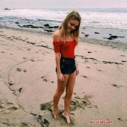 emily alyn lind topless
