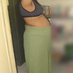 sundari mota aunti sexy image