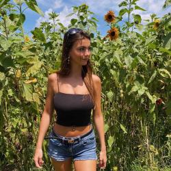 big tits on plantation