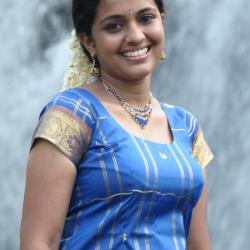 pavada boob pics