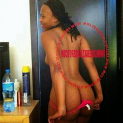 wanawake wenye matako makubwa uchi