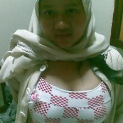 hijab indonesian nudes