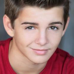 fotos intimas do ator jack griffo em 2021