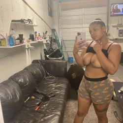 mikayla saravia onlyfan