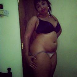 picha za mabinti wakiwa utupu