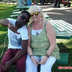 lrich of sugar mummy phone ug