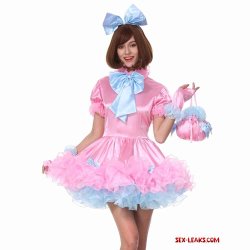 sissy tranny maid picture blog