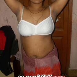desi fat aunty bra