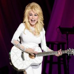 nude celeb dolly parton challenge memes