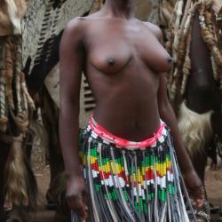 nude pregnant tribal girls photos