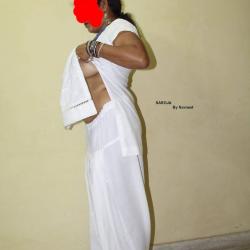 saroja aunty xxx photo
