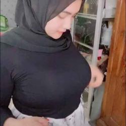 muslim big chest photo