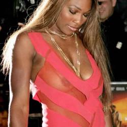 latest of venus williams showing lip camel toe pussy