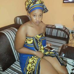 manawake 3 wakiwa uchi