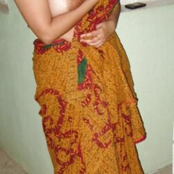 big tits saree pic