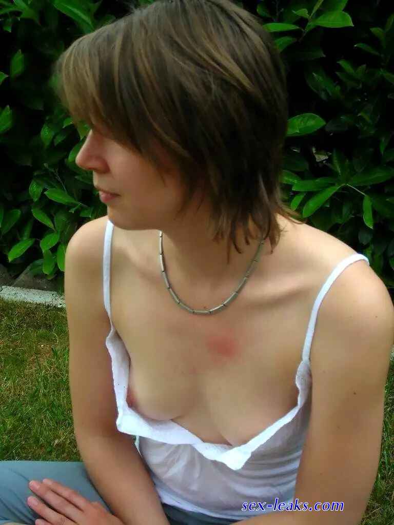 Teen Girl Nip Slips