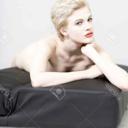 ehefrau nackt zu hause