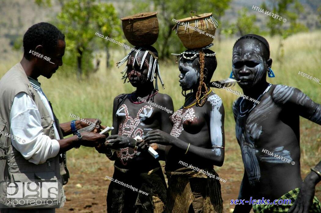 photos of ethiopean village tits