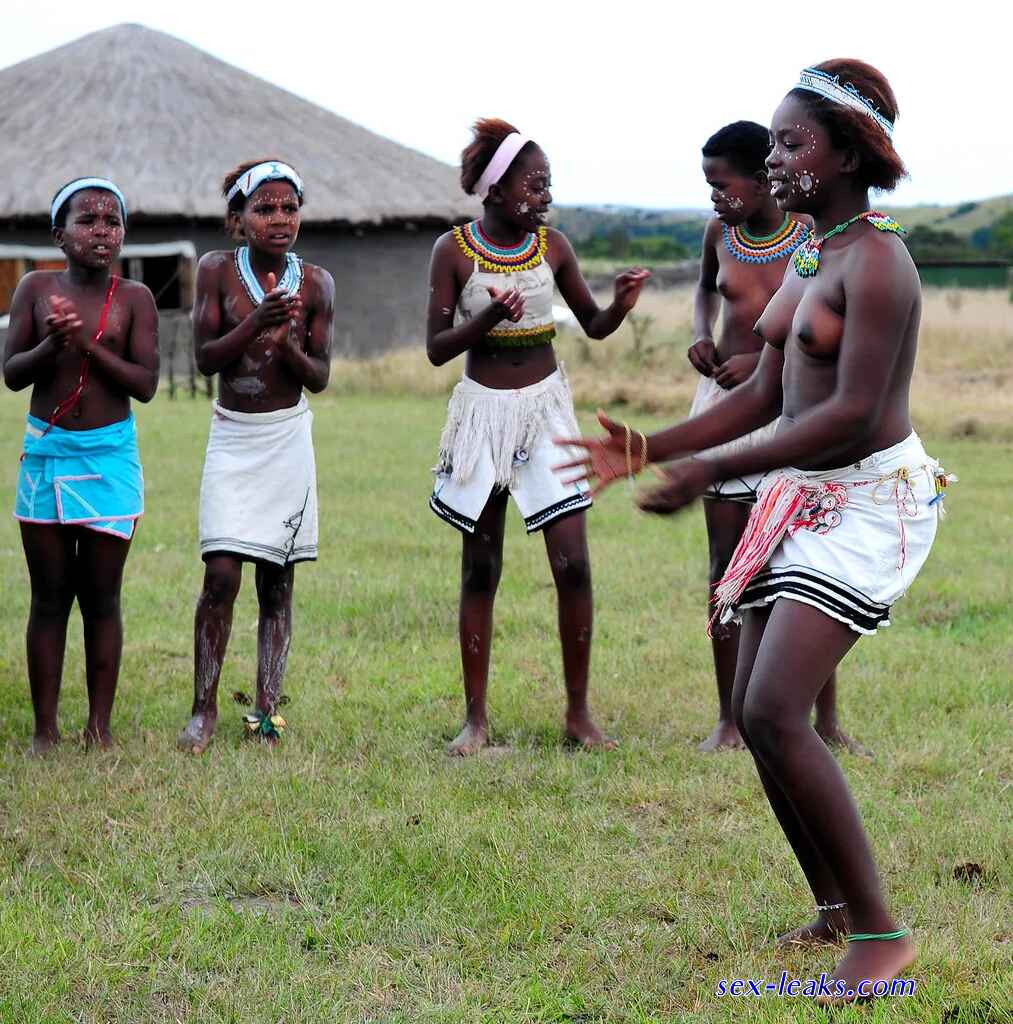 photos of ethiopean village tits