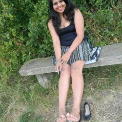 indian naked in public photos