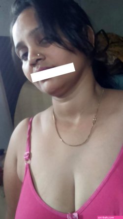 Bhabhi ki Badi Nangi Gand Antarvasna photos