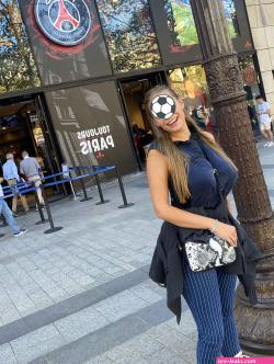 Claire Deslunes CDeslunes X