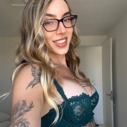 OnlyFans Model in blonde